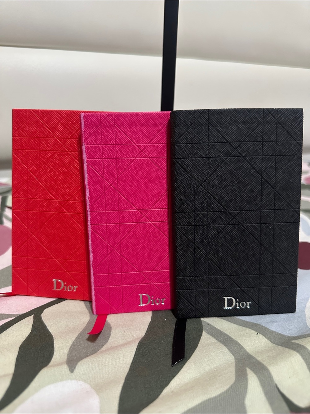 Dior Mini Note Pad - Picture 1 of 10